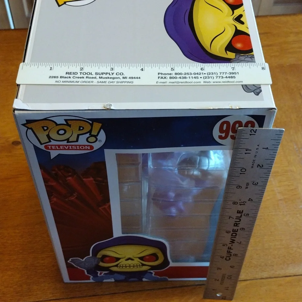 Large 10" Skeletor Funko Pop Television #998 Masters Of The Universe Figure - Picture 4 of 10
